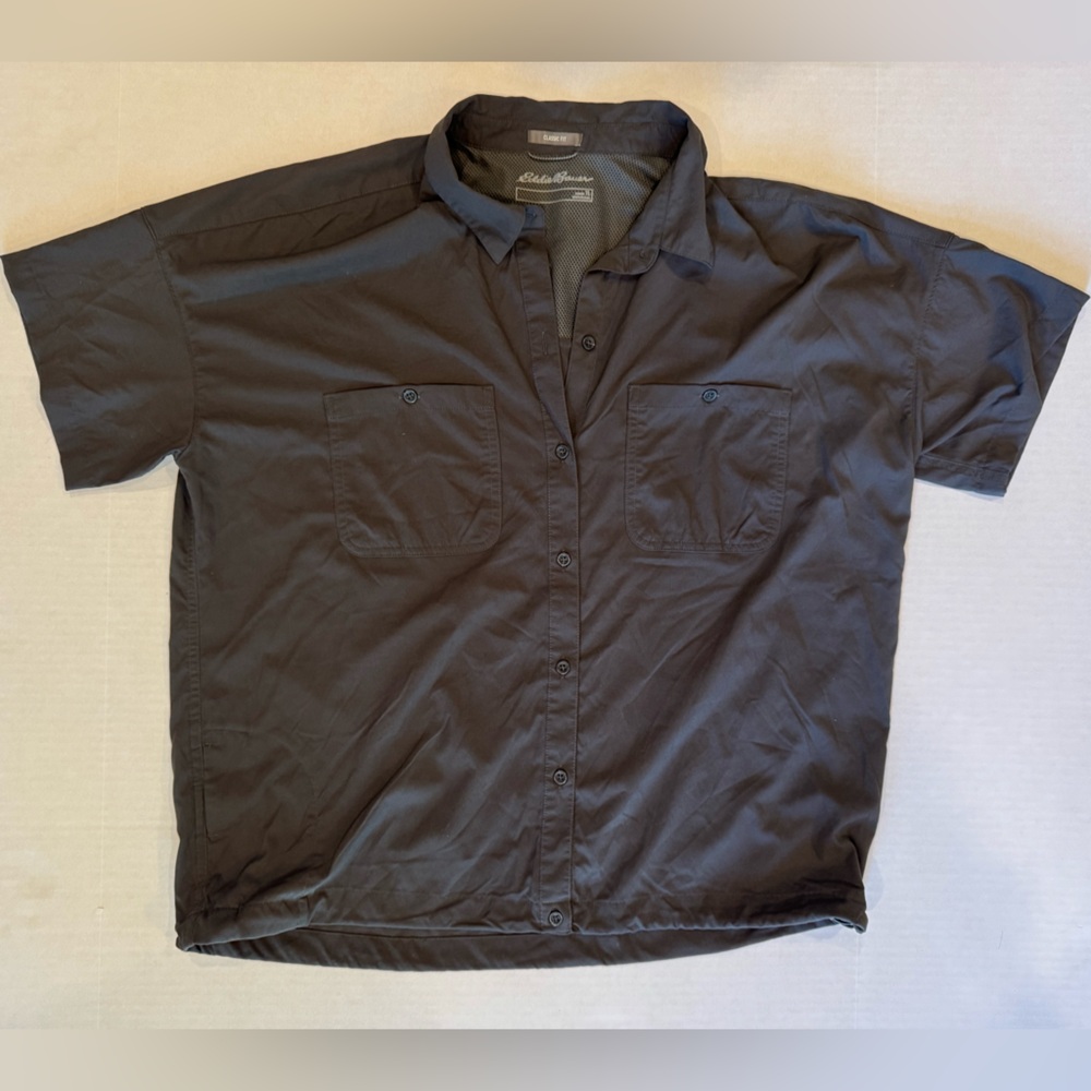 Eddie Bauer classic fit full button hiking shirt with drawstring waist
